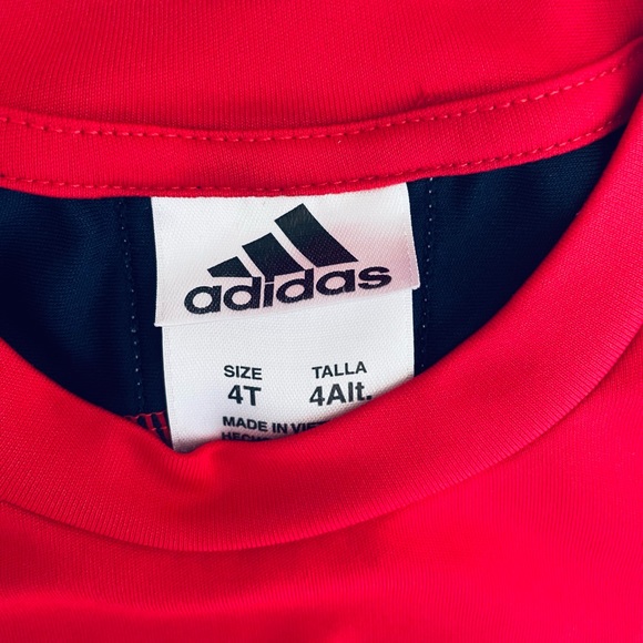 Adidas Red athletic top 4T - Picture 2 of 2